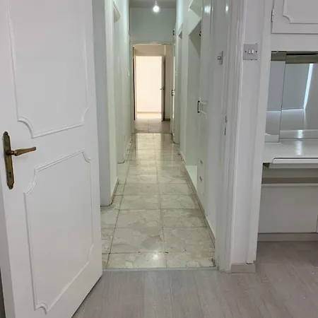 Spacious&amazing 4 Bdr,*nicosia* Newly Renovated ניקוסיה