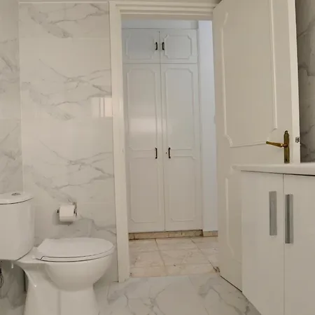 דירה Spacious&amazing 4 Bdr,*nicosia* Newly Renovated